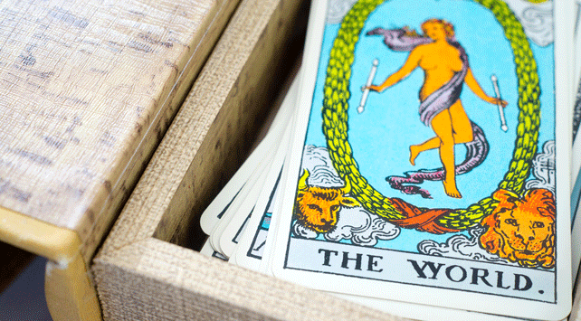 Oráculo de cartas: la herramienta espiritual que te servirá de guía