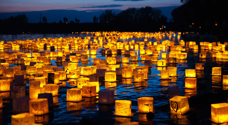 water-lantern-festival-