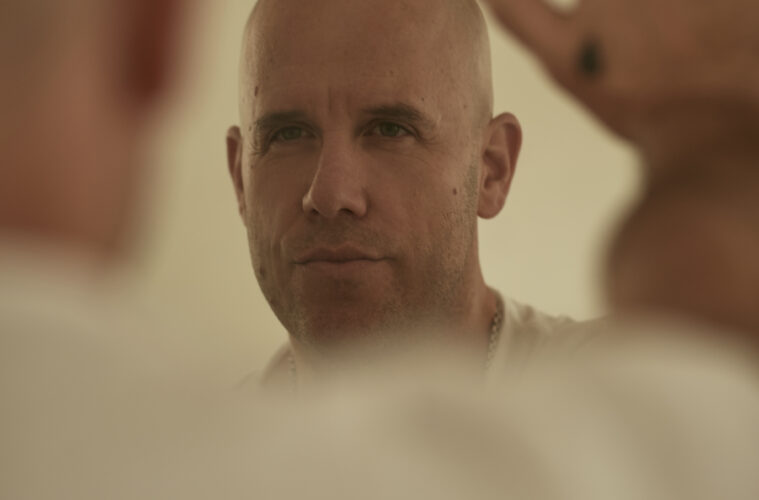 Gian Marco "Aún Me Sigo Extrañando"