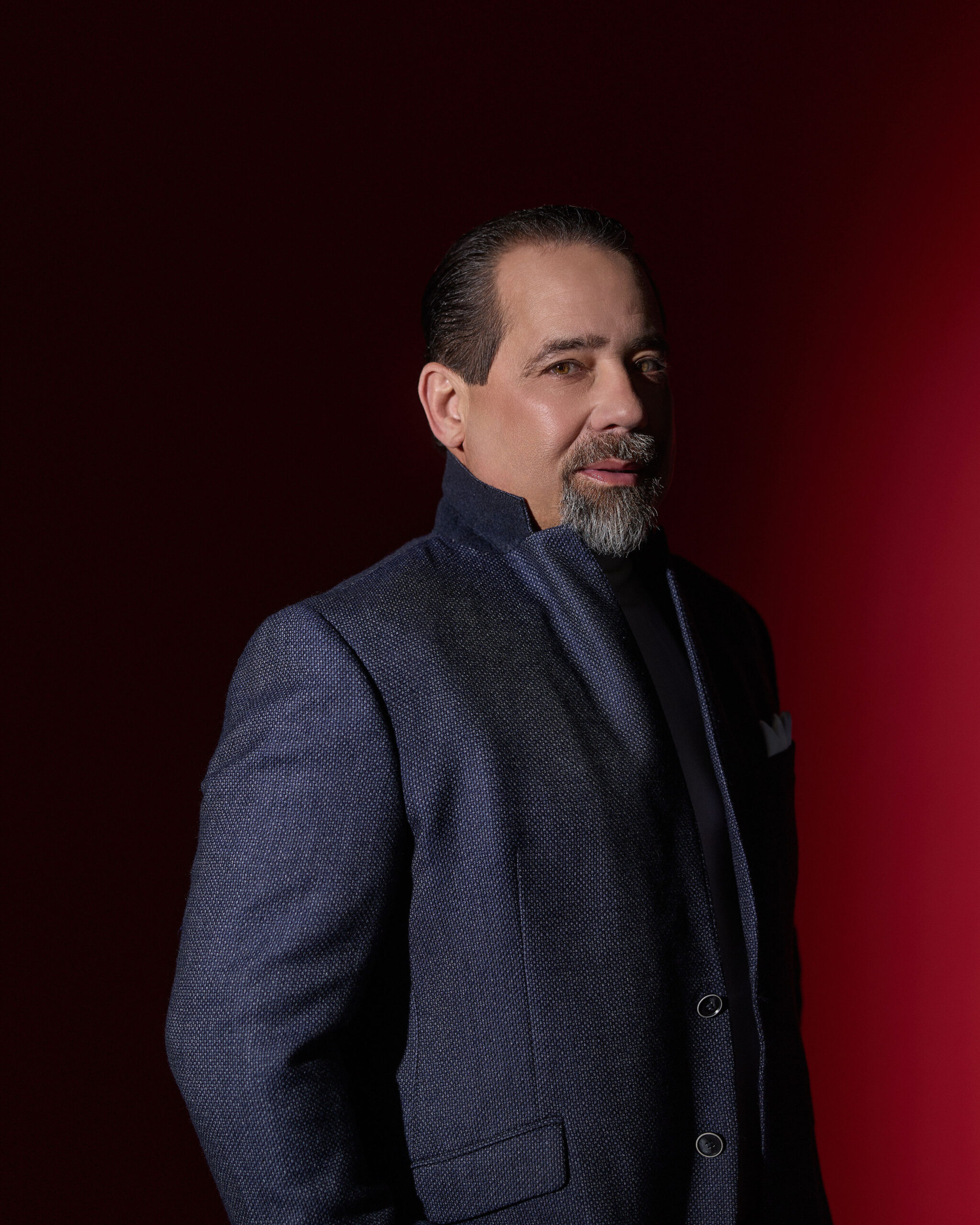 Anthony R. Gómez: El constructor que hizo de su palabra el cimiento más ...