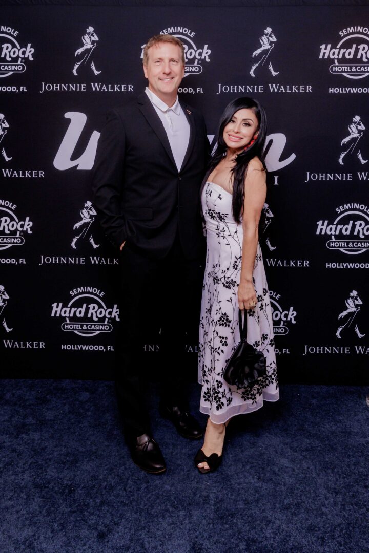 Noel C. Pace y Claudia Cubillos en el lanzamiento de la edición 46 de Imagen Miami