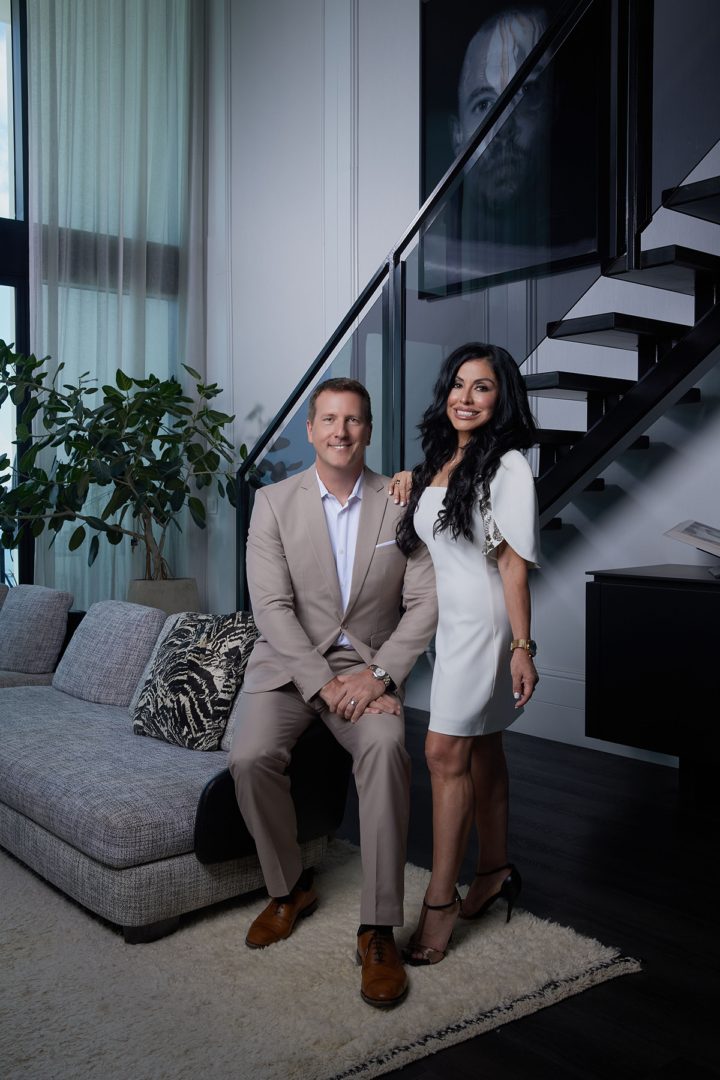 Claudia Cubillos y su esposo en el especial Miami 130 Couples de Imagen Miami