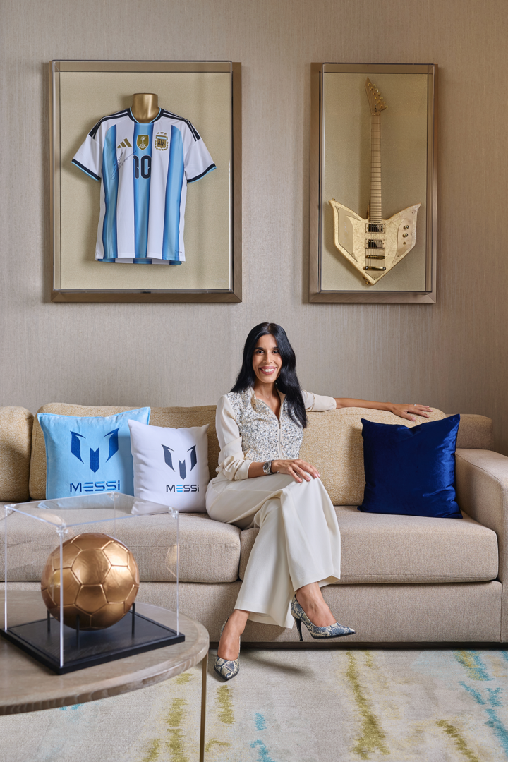 Elena Álvarez durante una sesión fotográfica para Imagen Miami